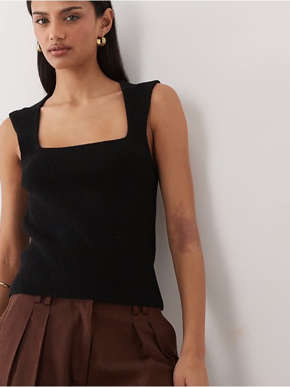 Black Square-Neck Ribbed Tank Top